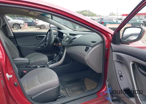 2016 Hyundai Elantra Se z USA, uszkodzony, nr VIN 5NPDH4AE1GH668690